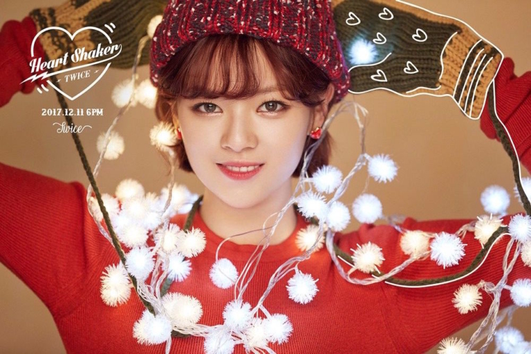 twice-jeongyeon-heartshaker