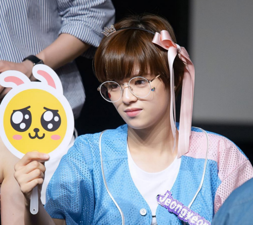 twice-jeongyeon-20160522