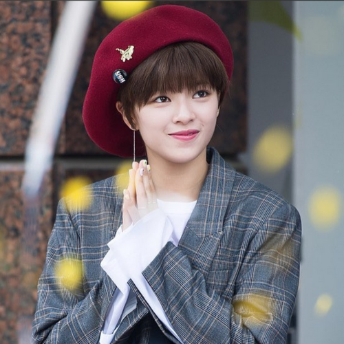 twice-jeongyeon-20160929