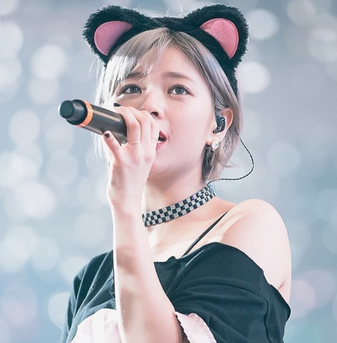 twice-jeongyeon-20170218top