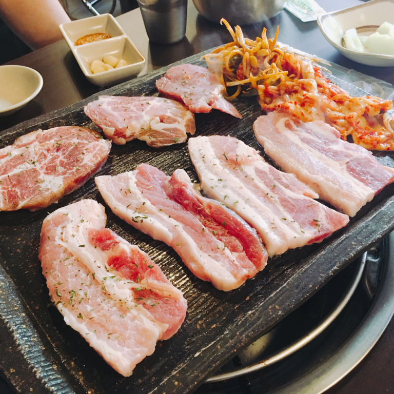 韓国ソウルでサムギョプサルが美味しいお店5つ！明洞や東大門も紹介