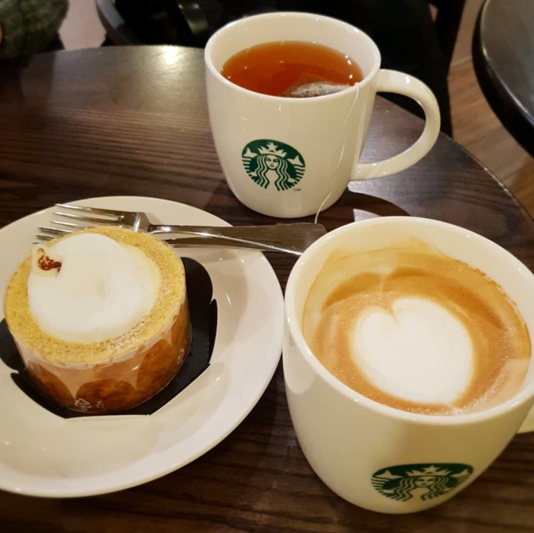 starbacks-myongdong-coffee