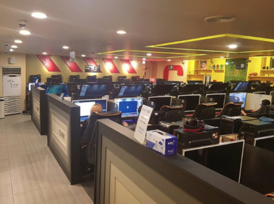 シーズンアイ