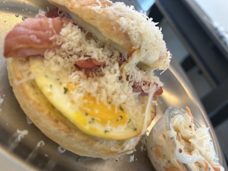 【グルメ】カリッ、もちっ👀絶品ベーグルのお店🥯